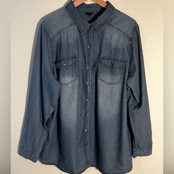 Torrid Taylor chambray Button Down Shirt Size 2X med wash Western Ranch - Picture 2 of 3